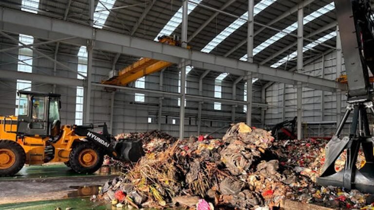 RDF Rorotan Dihentikan Sementara Usai Warga Keluhkan Bau Tak Sedap