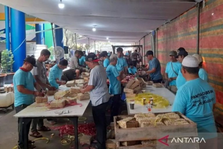 Jelang Iduladha, Pemprov DKI Larang Penggunaan Plastik Sekali Pakai untuk Wadah Hewan Kurban